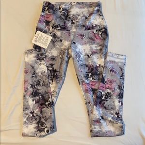 Lululemon leggings size 4